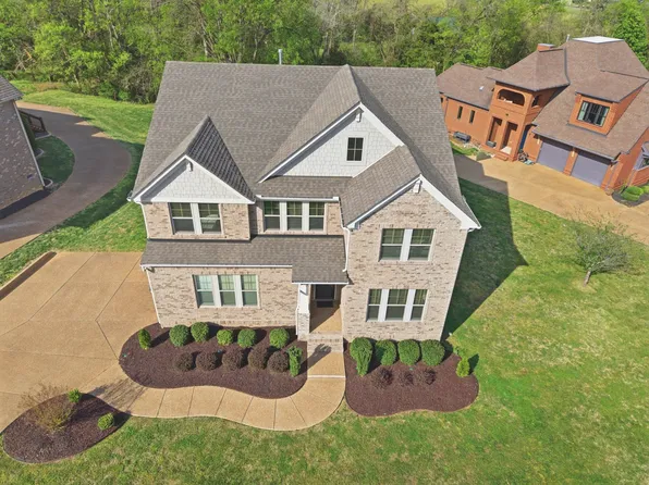 600 Cherry Grv, Whites Creek, TN 37189