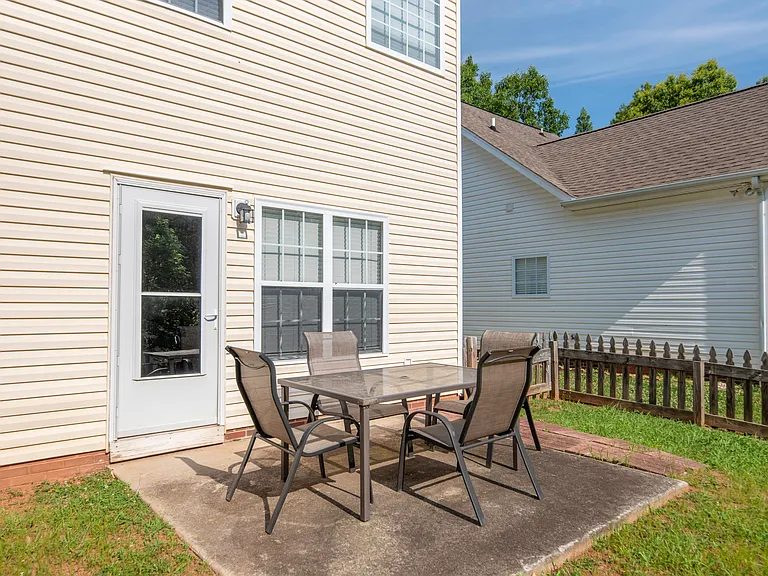 13604 Glenwyck Ln — Photo 31