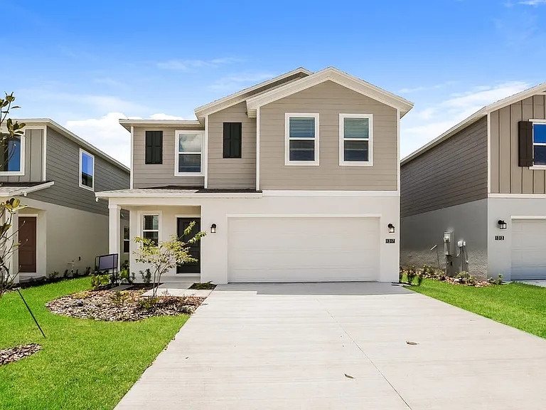 1317 Acorn Meadow Loop — Photo 1
