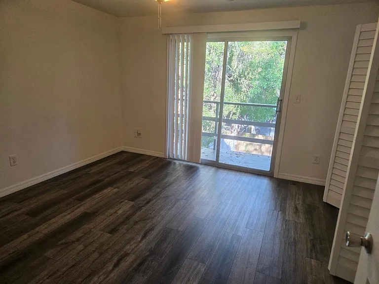 1231 SW 61st Ter #2 — Photo 10