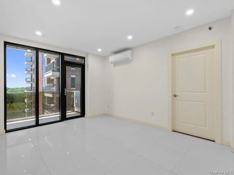 1338 Prospect Ave #2