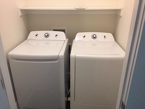 washer and dryer included