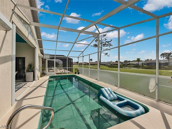 2nd image of 3875 Sabal Springs Blvd