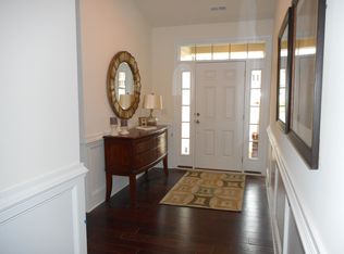 106 Knoll Ct #120, Garner, NC 27529