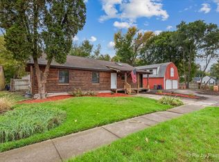 606 Kirk Ave, Elgin, IL 60120