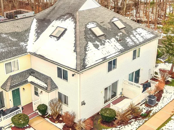 360 Littleton Rd Unit F20, Chelmsford, MA 01824