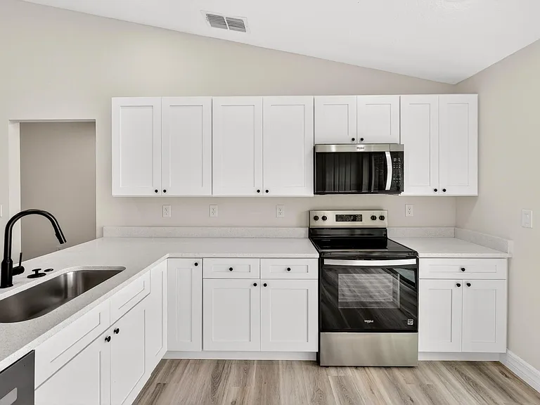 2961 E Brigadoon Ct — Photo 11