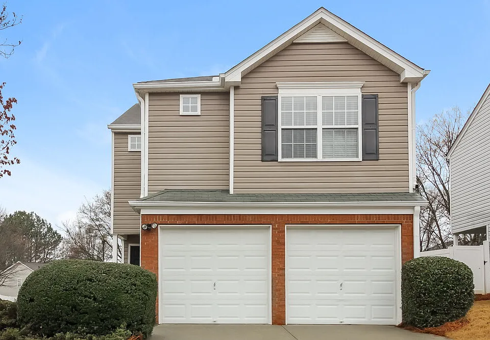 118 Nacoochee Way