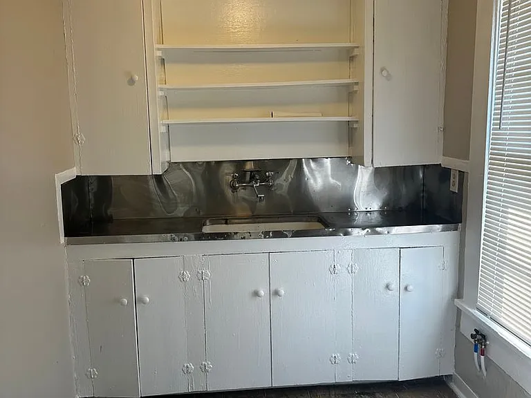 425 Boulevard St — Photo 2