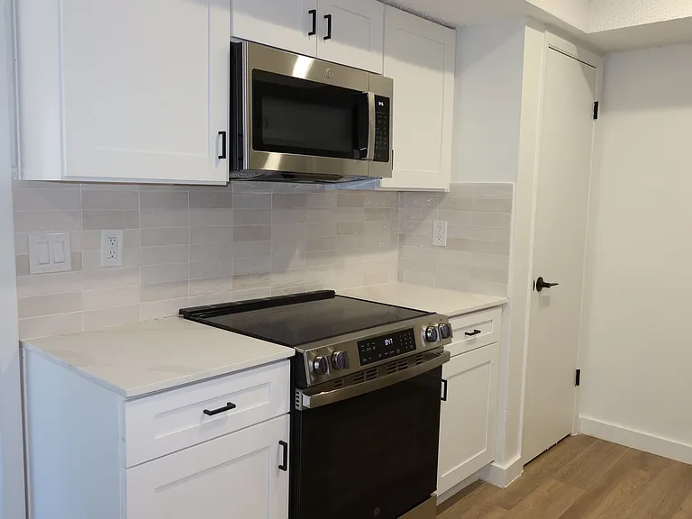 9607 Aberdeen Way #B — Photo 9