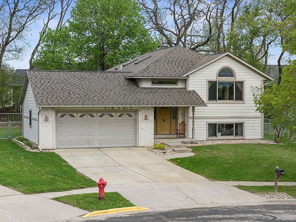 1st image of 2366 Reinhardt Ct