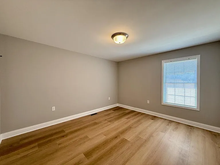 127 Adams And Corby Rd #34 — Photo 12