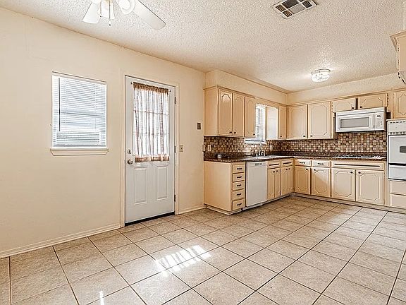 5th image of 7981 E Audrey Ave