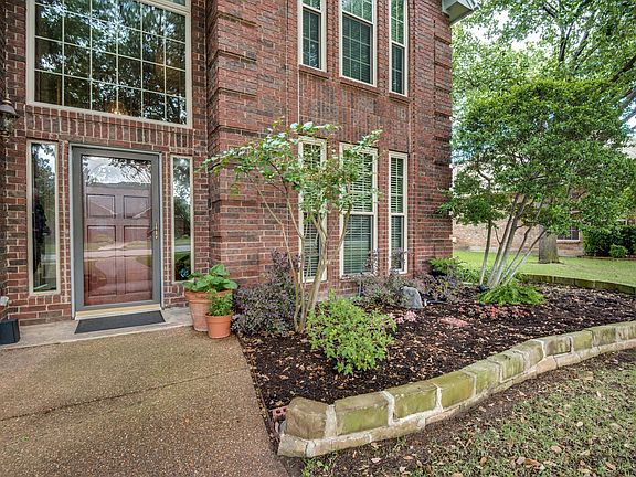 3rd image of 2709 Brookshire Dr