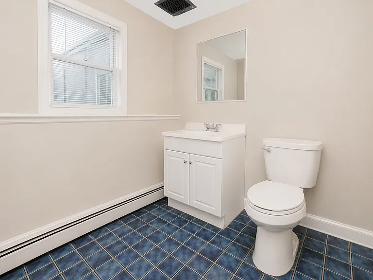 83 Plaskon Dr — Photo 12