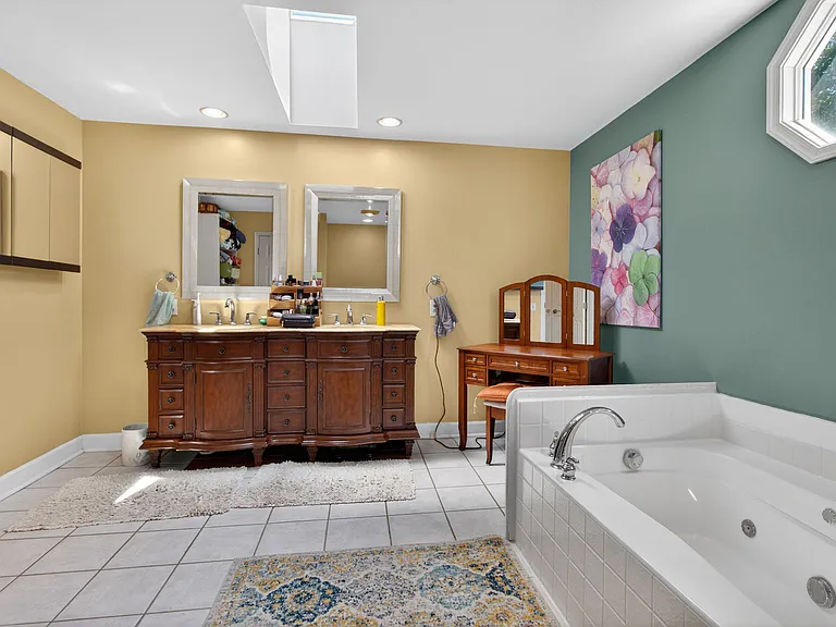 10105 Nicolson Rd — Photo 25