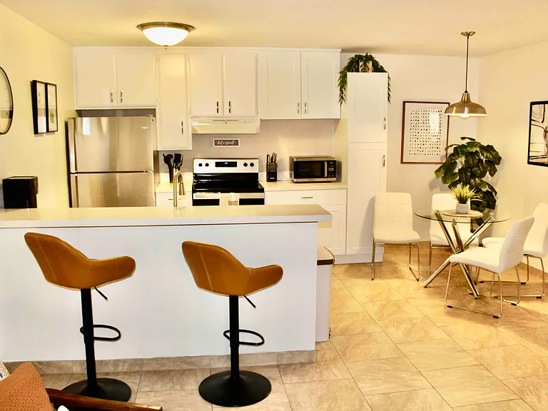 5525 E Thomas Rd #B11 — Photo 38