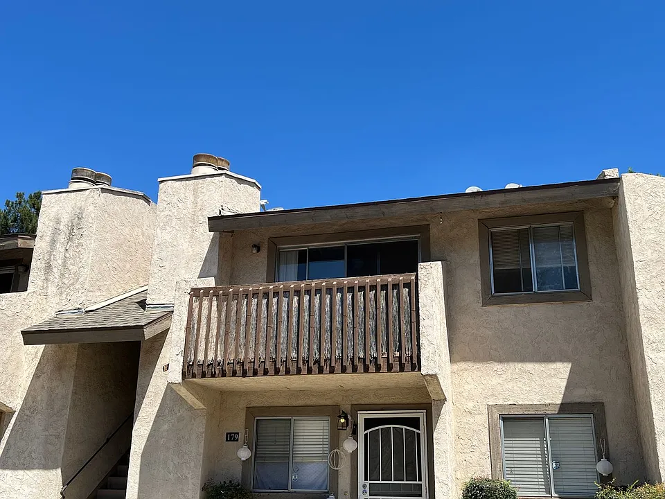 1251 S Meadow Ln #180