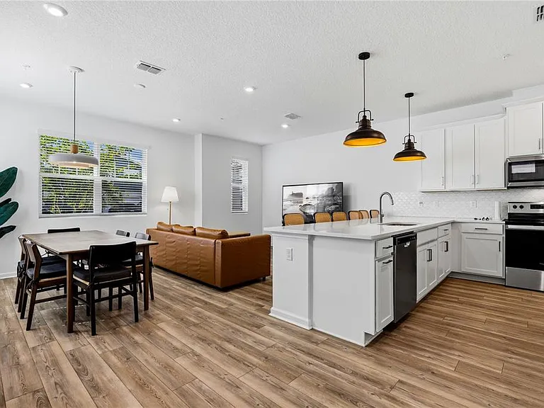 11653 Straits Way — Photo 3