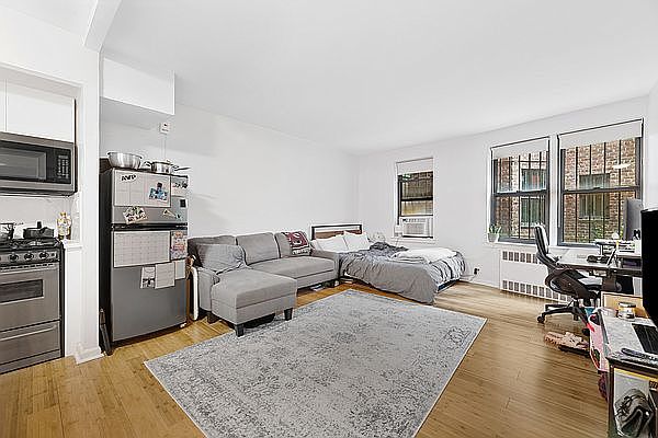 1st image of 50-54 E 8th St #1R