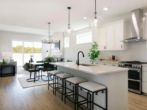 12443 Drayton Trl, Apple Valley, MN 55124