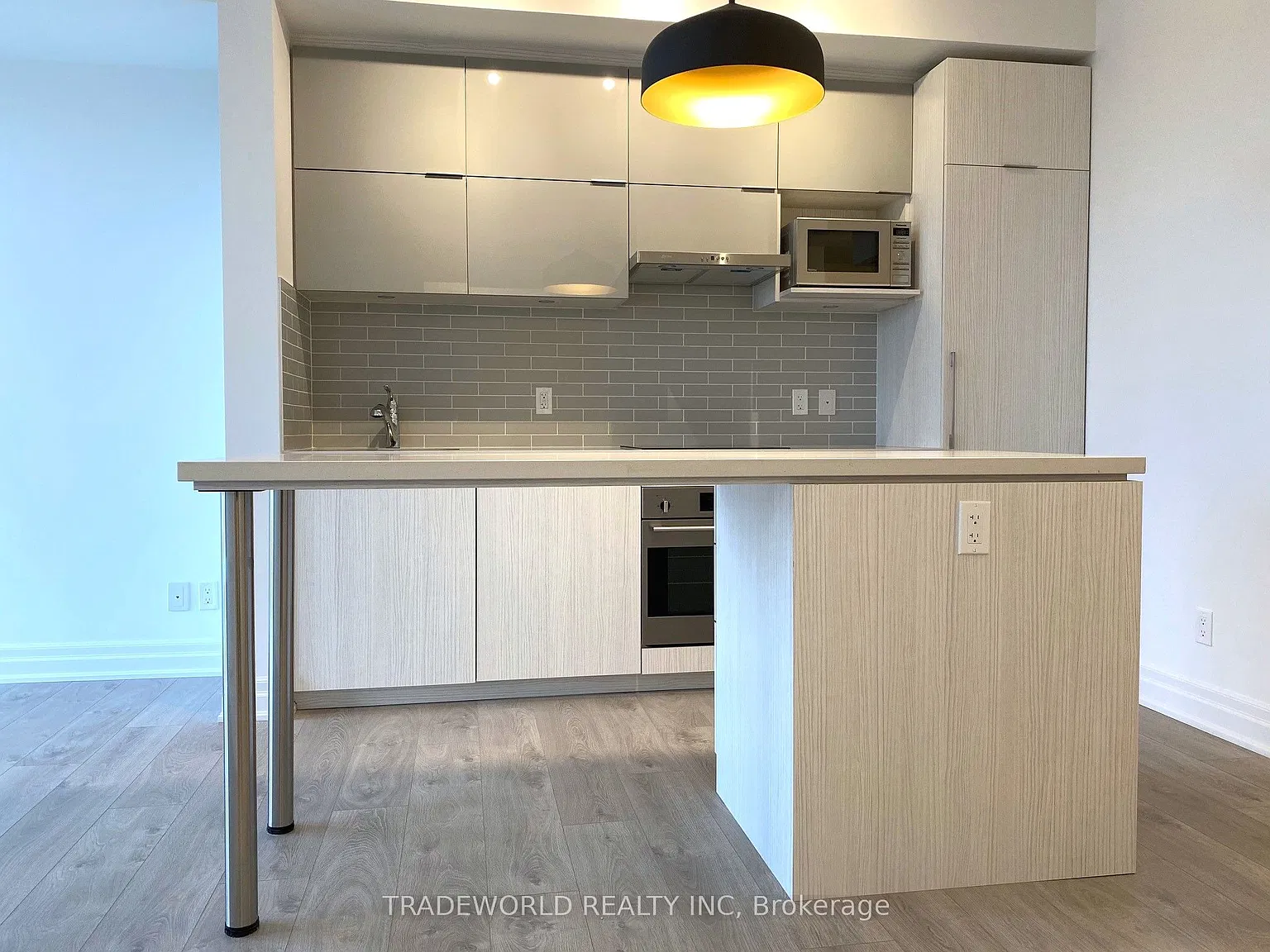 2 bed, $2,600 — Photo 3