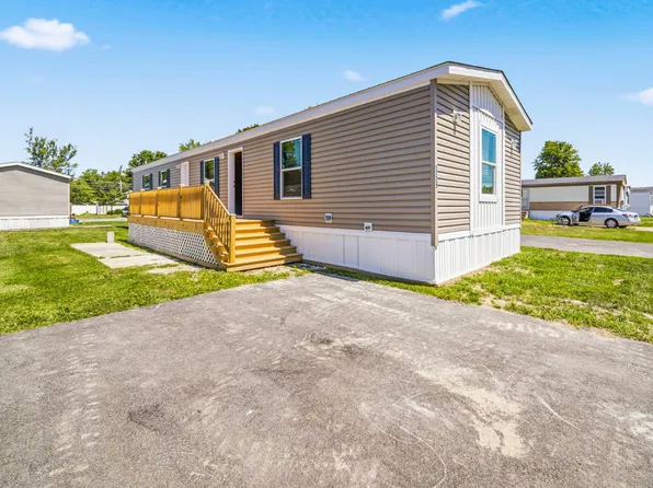 99 Martha Dr, Madison, OH 44057
