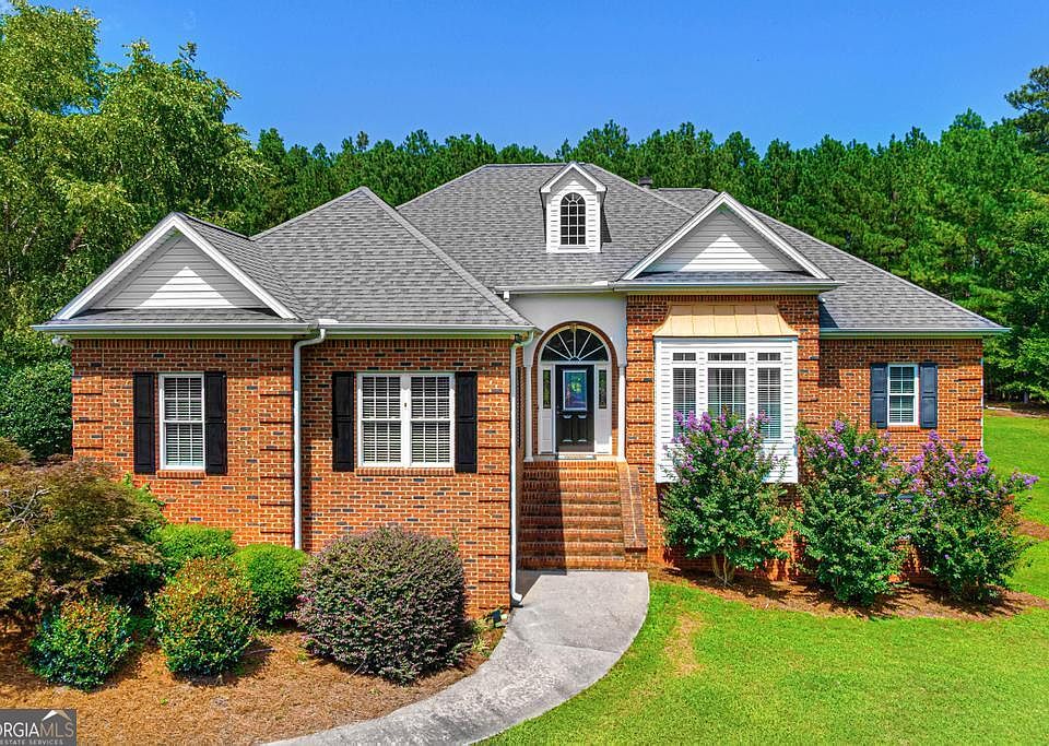 1st image of 685 Melody Ln