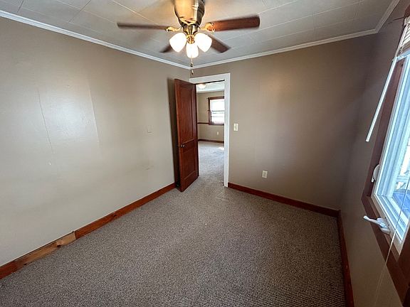 4th image of 31 W Old Orchard Ave Cabin C