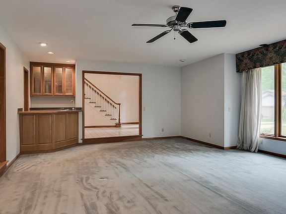 4th image of 110 Laurel Oak Dr