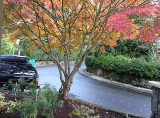 11829 S Riverwood Rd, Portland, OR 97219