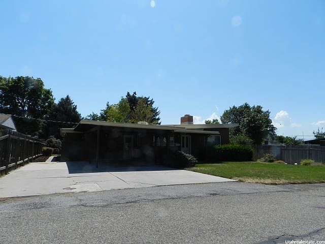 1st image of 1222 E Sierra Way