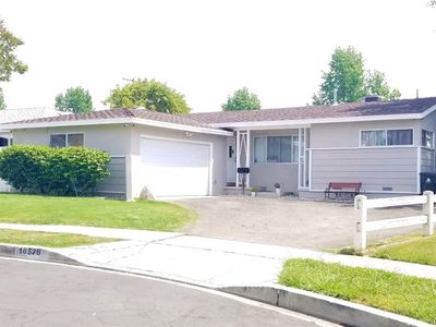 16526 Ballinger St, North Hills, CA, 91343