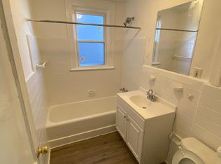 2061 Trowbridge St #1R, Hamtramck, MI