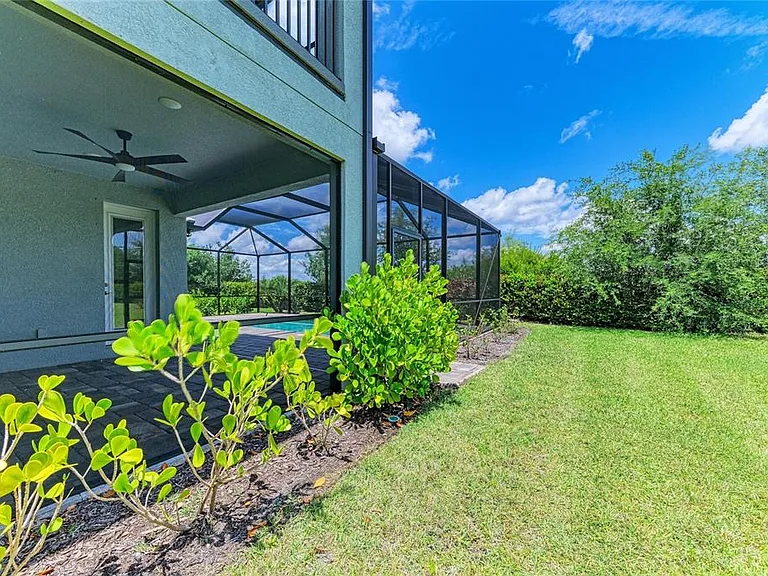 4745 Antrim Dr — Photo 81