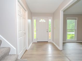 10315 Going Ct, Louisville, KY 40241