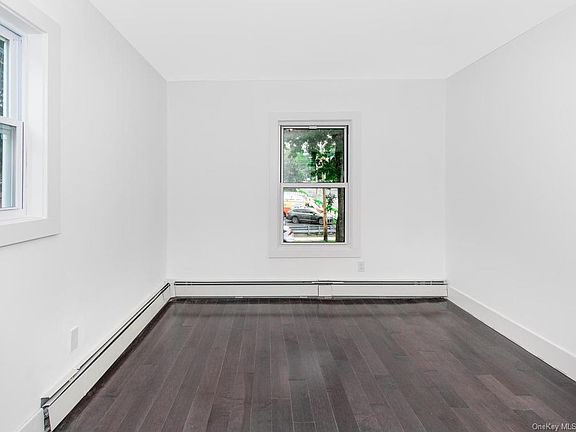 3rd image of 16 N Kensico Ave #3