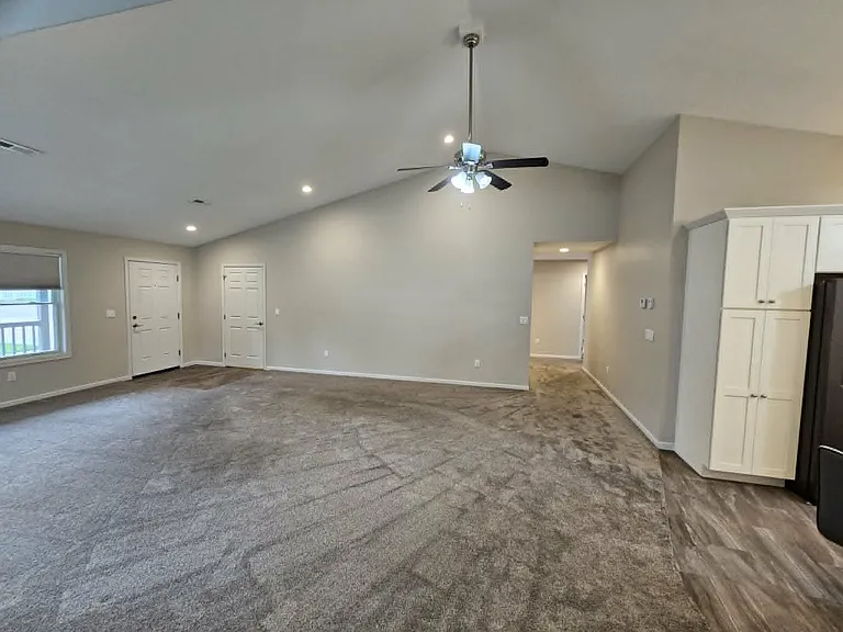 502 W Washington St #502 — Photo 5