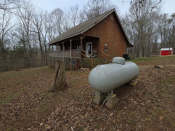 3rd image of 253 Ezzell Hollow Rd