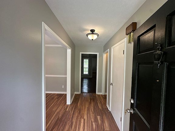 2nd image of 4304 Renners Rd