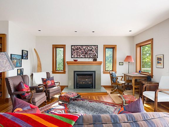 4th image of 10994 Madrona Dr