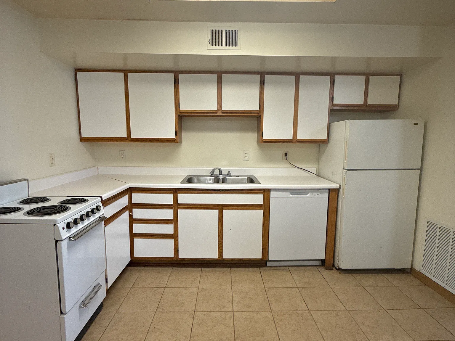 2 bed, $795 — Photo 4