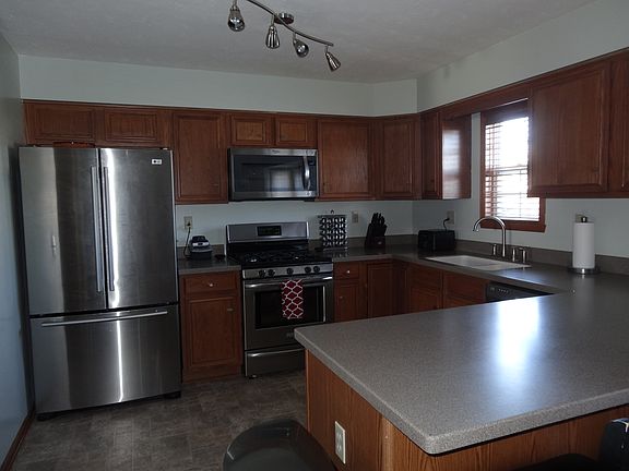 Kitchen with SS Appliances