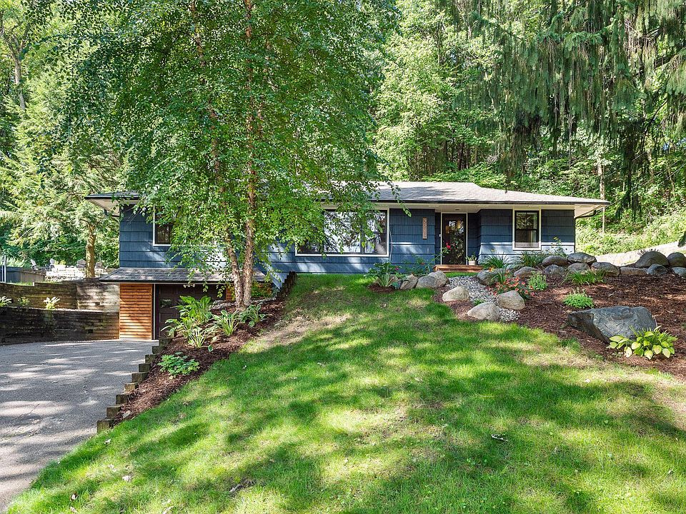 1st image of 2210 Black Oak Dr