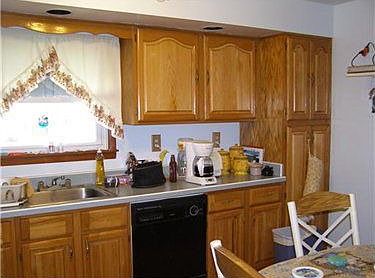 2nd image of 226 German St