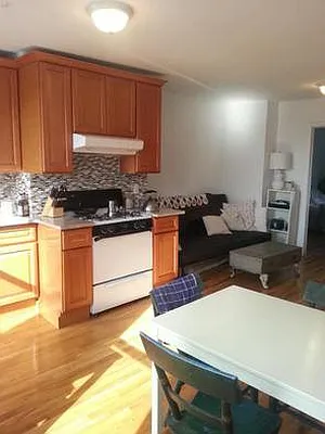 Rented by MCR Realty | media 14