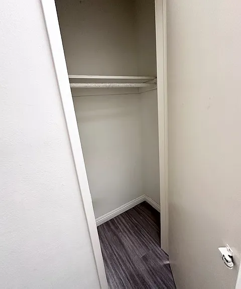 walk-in closet