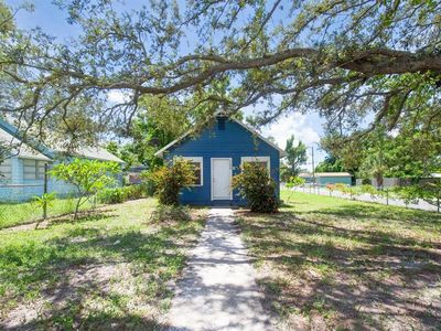 4690 15th Ave S, Saint Petersburg, FL, 33711