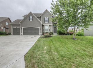 13313 W 138th St, Overland Park, KS 66221