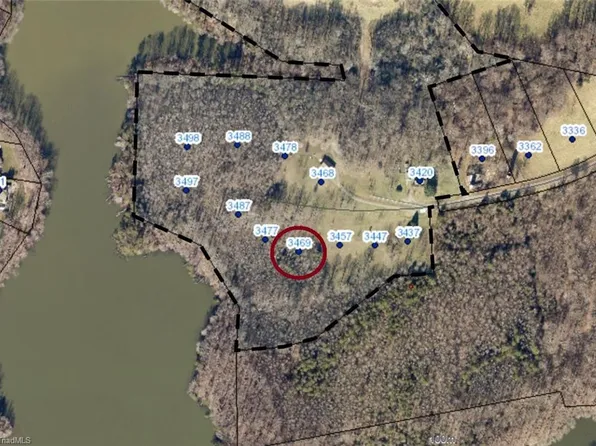 3469 Country Ln #11, Reidsville, NC 27320